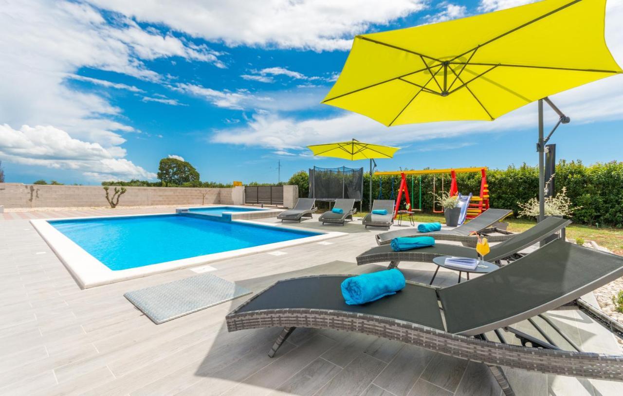 Villa Maris Tinj Esterno foto