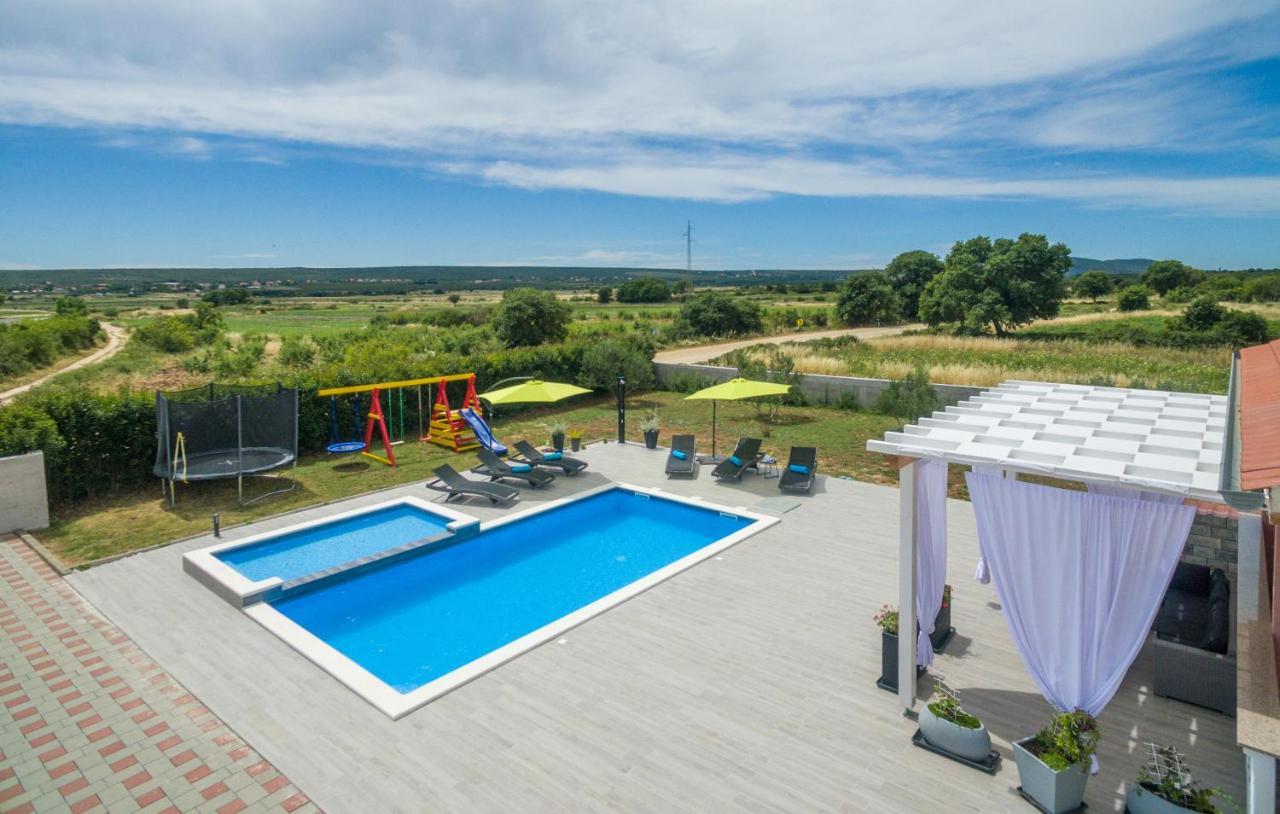 Villa Maris Tinj Esterno foto