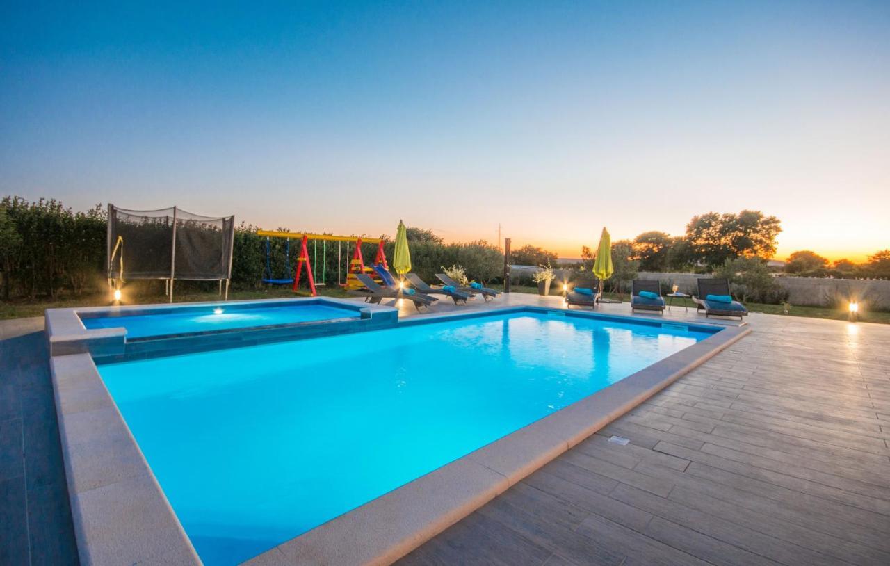 Villa Maris Tinj Esterno foto