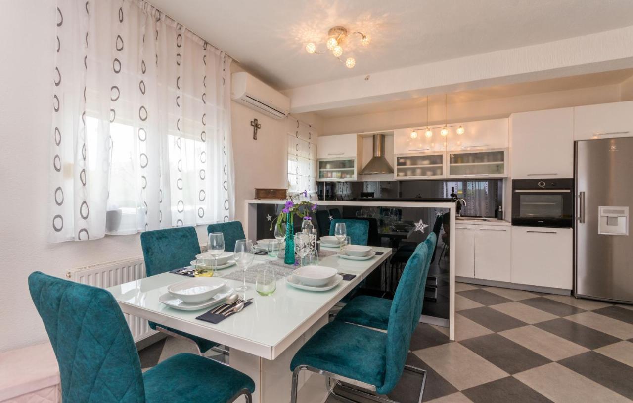 Villa Maris Tinj Esterno foto